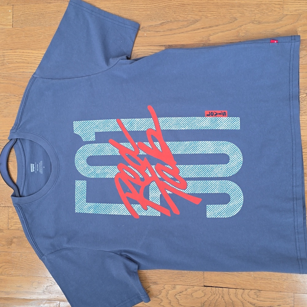 LEVI'S BRAND SIGNATURE "RED TAB" MEN'S BLUE SHORT SLEEVE TEE-SHIRT SIZE MEDIUM